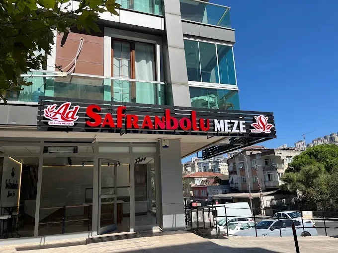 Safranbolu Meze dükkanının Başöğretmen Caddesi'ndeki cephesi